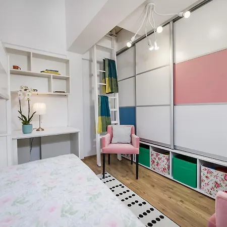 公寓 Penthouse With Sauna And Terrace